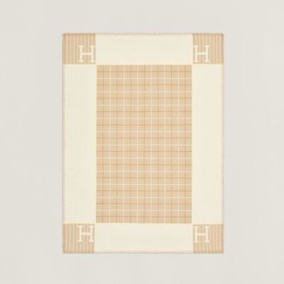 早い者勝ち　新品未使用　HERMES ガブリオル よだれかけ ホワイト（白）系 HERMES(エルメス) よだれかけ・スタイ・ビブ